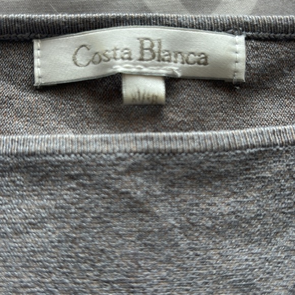 Grey top that can be worn as a dress as well depending how tall you are. - Picture 3 of 4